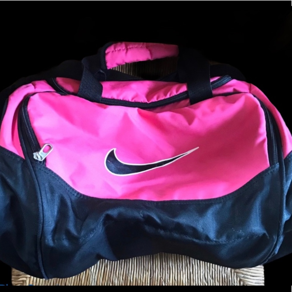 Nike duffle Bag Black & Pink